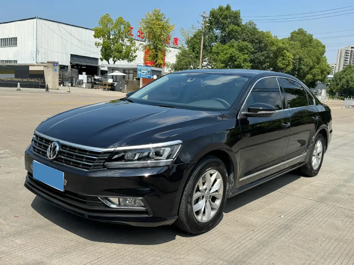2005 Volkswagen Passat 1.8T 150HP L4 5AT