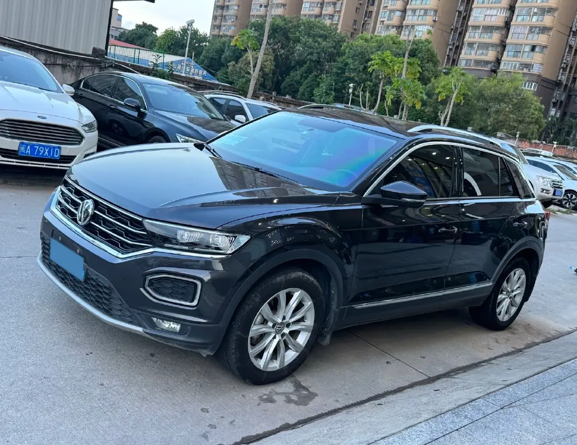 2020 Volkswagen T-Roc 1.4T 131HP L4 7DCT
