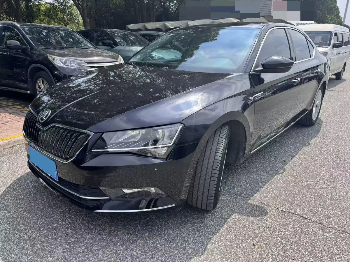 2018 Skoda Superb 1.4T 150HP L4 7DCT