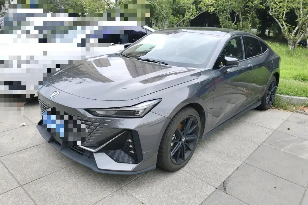 2023 ChangAn UNI-V 1.5T 188HP L4 7DCT