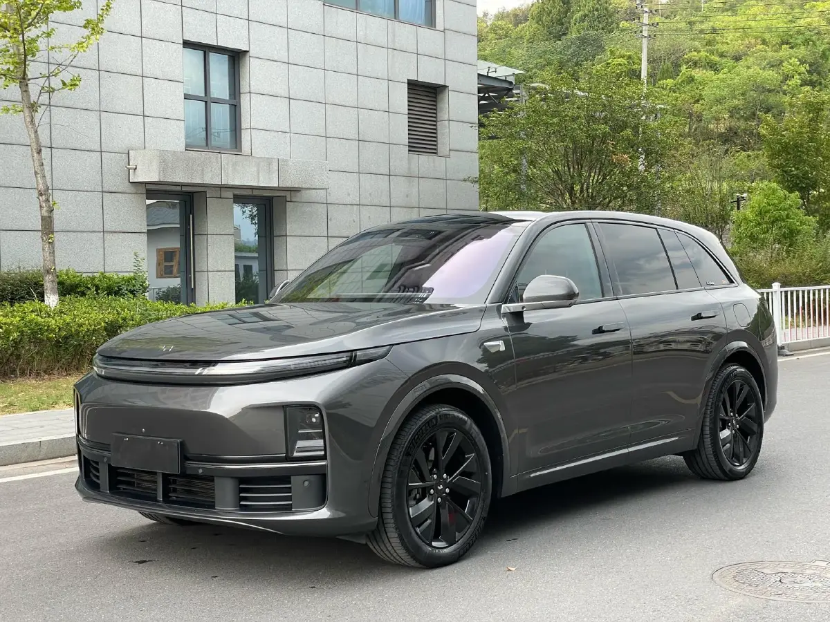 2023 Li L7 Range Extended 154HP REEV 40.9KWH