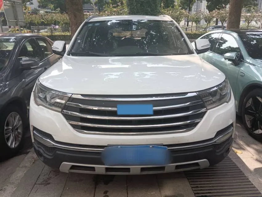2017 LiFan X80 2.0T 192HP L4 6AT,autocango,china used car exporter,china ev exporter,chinese used car exporter,chinese used ev exporter