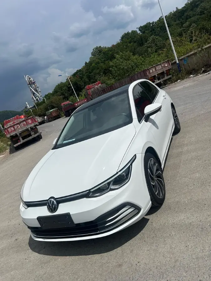2021 Volkswagen Golf 1.4T 150HP L4 7DCT