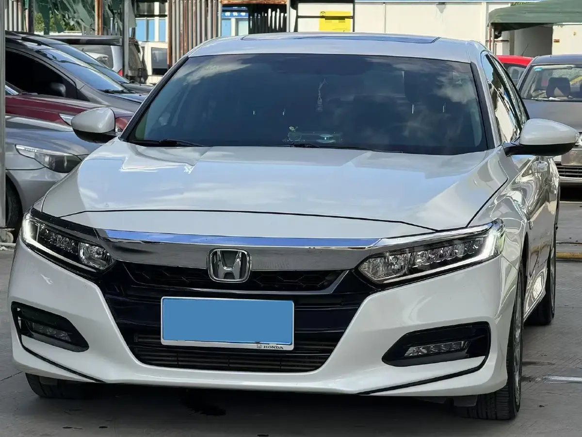 2018 Honda Accord 1.5T 194HP L4 CVT