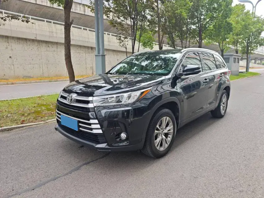 2021 Toyota Highlander 2.0T 220HP L4 6AT