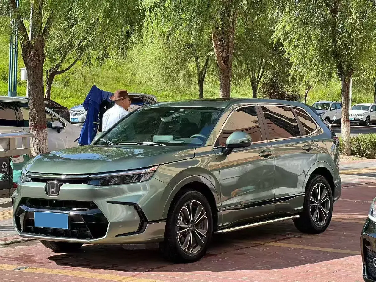 2023 Honda Breeze 1.5T 193HP L4 CVT