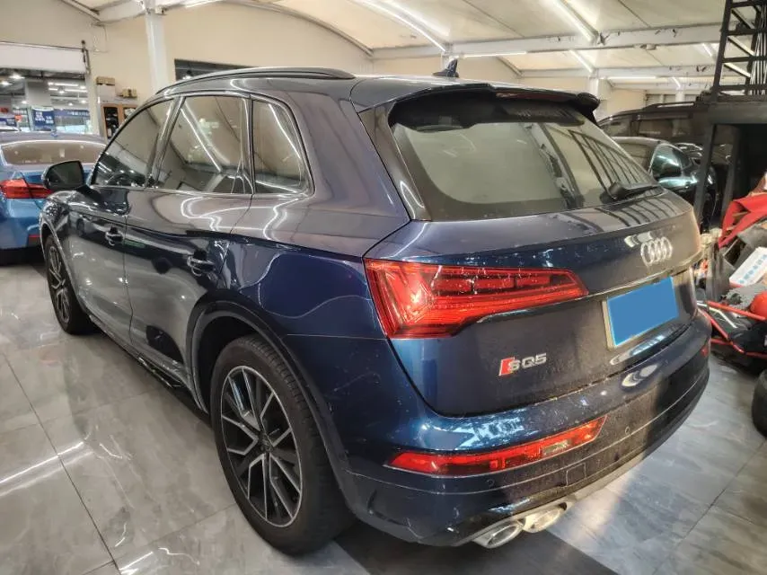 2021 Audi SQ5 3.0T 354HP V6 8AT,autocango,china used car exporter,china ev exporter,chinese used car exporter,chinese used ev exporter