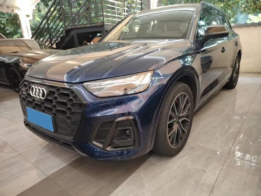 2021 Audi SQ5 3.0T 354HP V6 8AT,autocango,china used car exporter,china ev exporter,chinese used car exporter,chinese used ev exporter