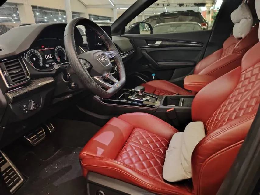 2021 Audi SQ5 3.0T 354HP V6 8AT,autocango,china used car exporter,china ev exporter,chinese used car exporter,chinese used ev exporter