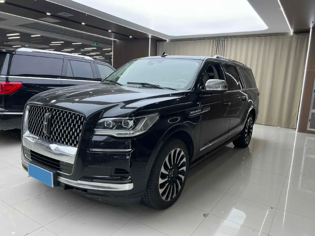 2022 Lincoln Navigator One 3.5T 415HP V6 10AT