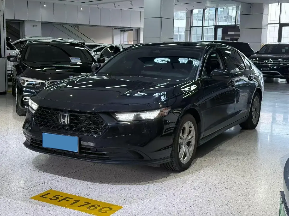 2023 Honda Accord 1.5T 192HP L4 CVT