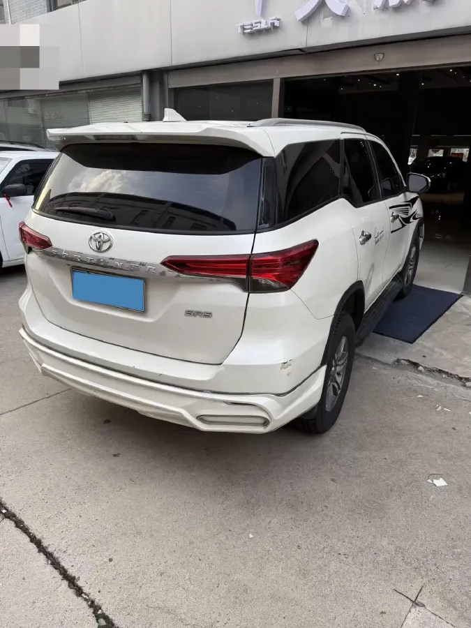 2016 Toyota Fortuner 2.7L 163HP L4 6AT,autocango,china used car exporter,china ev exporter,chinese used car exporter,chinese used ev exporter