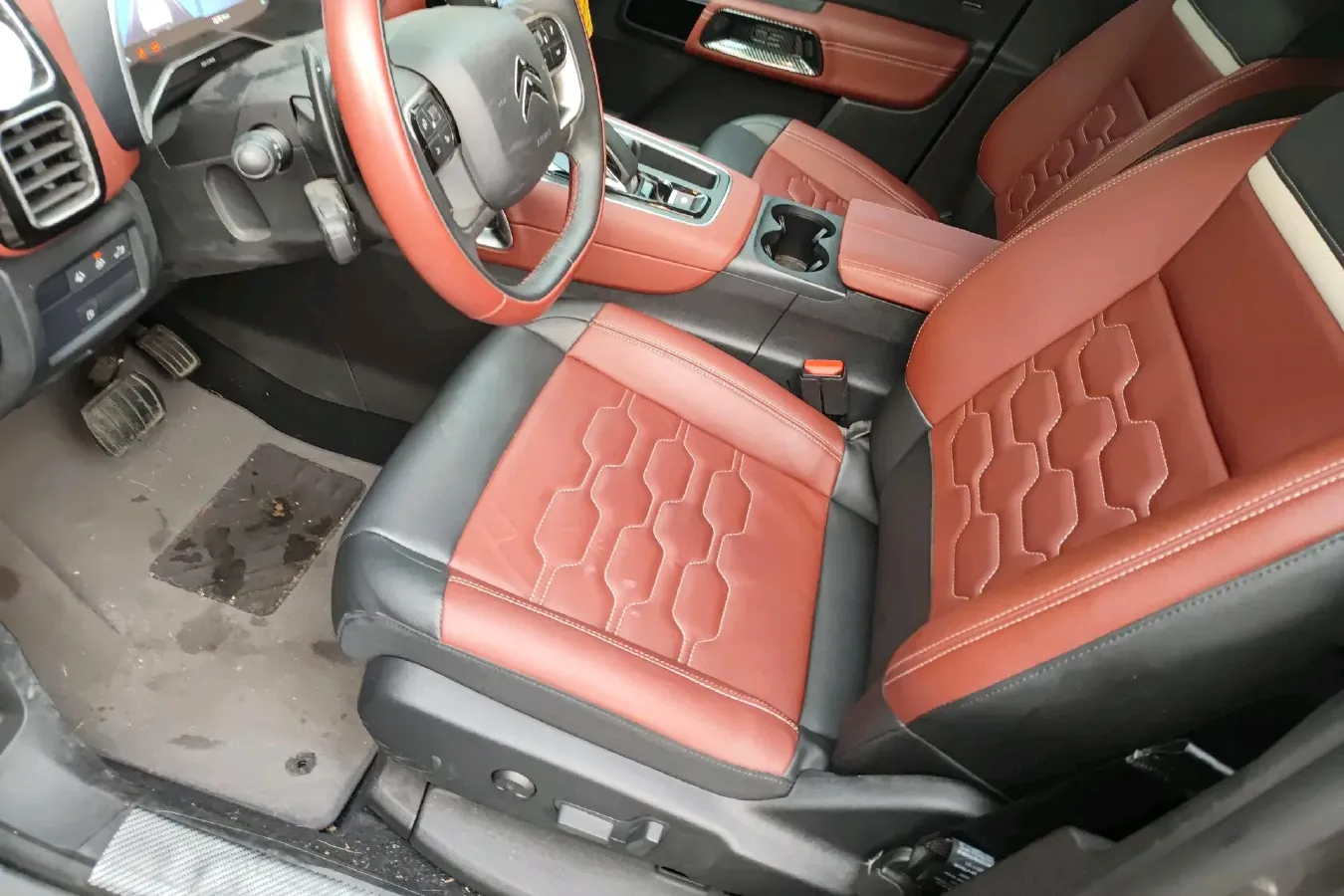 2020 Citroen C5 AircrossS 1.6T 200HP L4 8AT PHEV 12.96KWH,autocango,china used car exporter,china ev exporter,chinese used car exporter,chinese used ev exporter