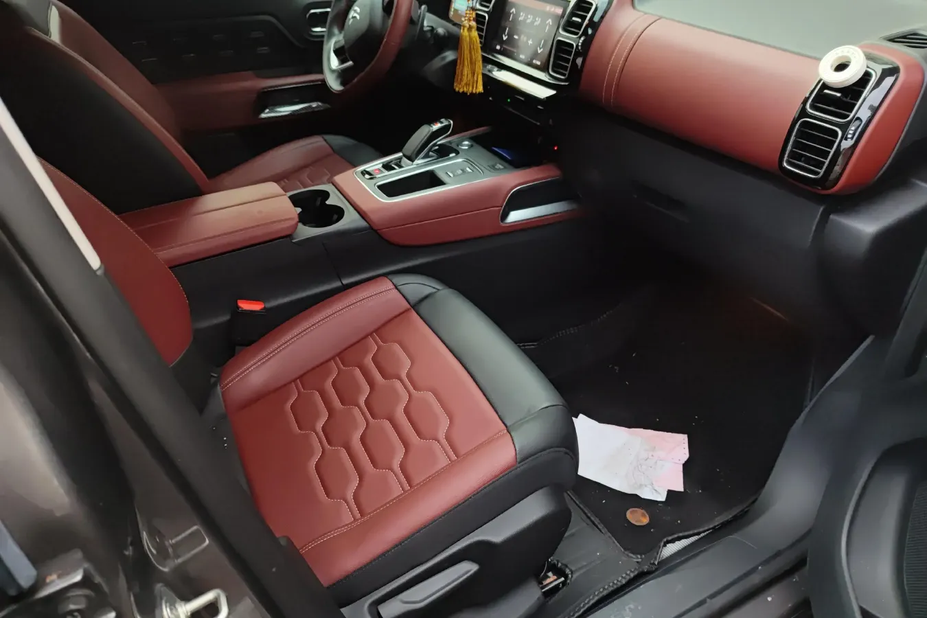 2020 Citroen C5 AircrossS 1.6T 200HP L4 8AT PHEV 12.96KWH,autocango,china used car exporter,china ev exporter,chinese used car exporter,chinese used ev exporter