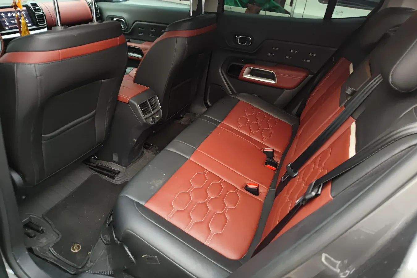 2020 Citroen C5 AircrossS 1.6T 200HP L4 8AT PHEV 12.96KWH,autocango,china used car exporter,china ev exporter,chinese used car exporter,chinese used ev exporter