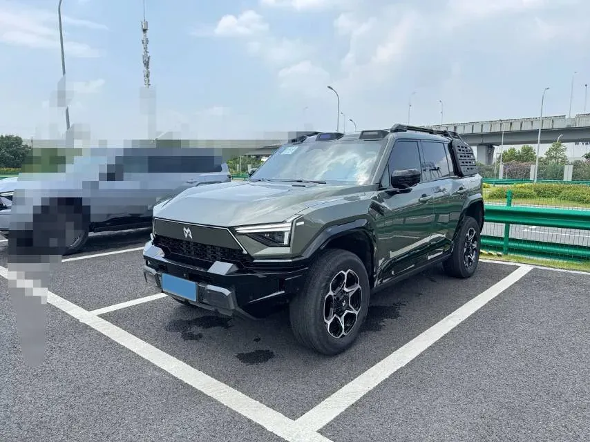 2025 M Hero WarriorM817 1.5T 197HP L4 2DHT PHEV,autocango,china used car exporter,china ev exporter,chinese used car exporter,chinese used ev exporter