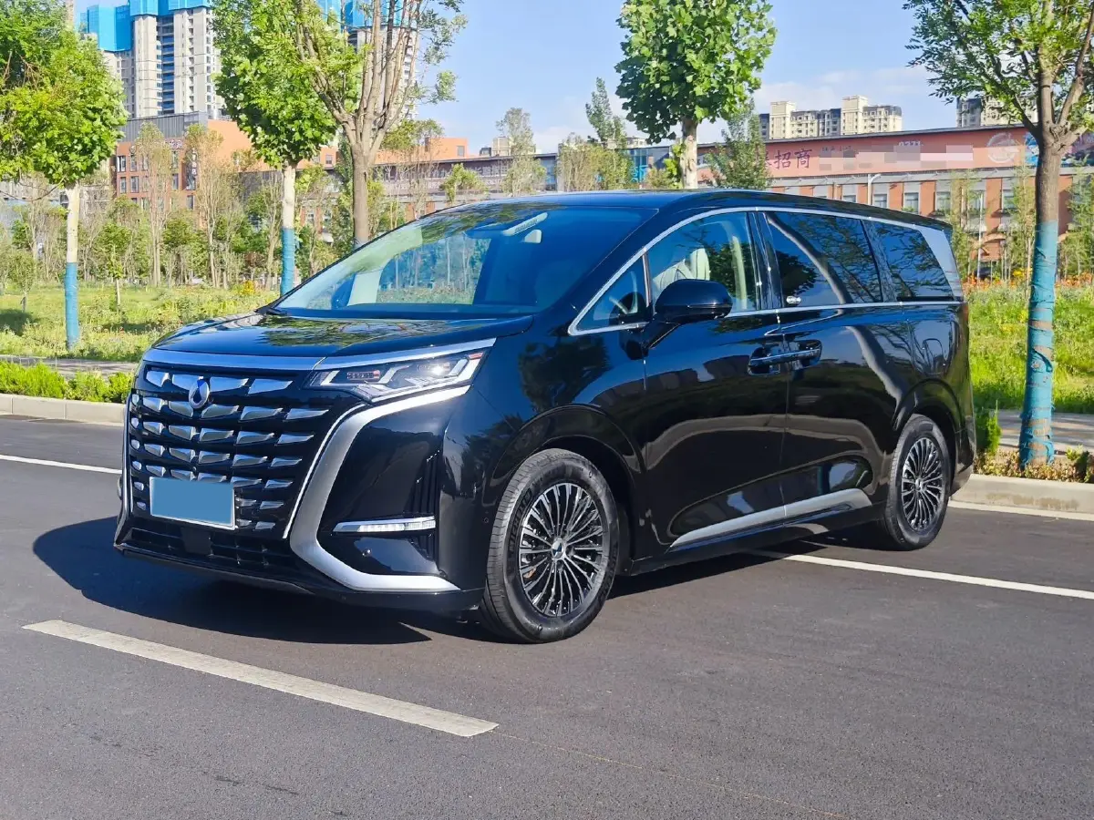 2024 Denza D9 1.5T 139HP L4 E-CVT PHEV 40KWH