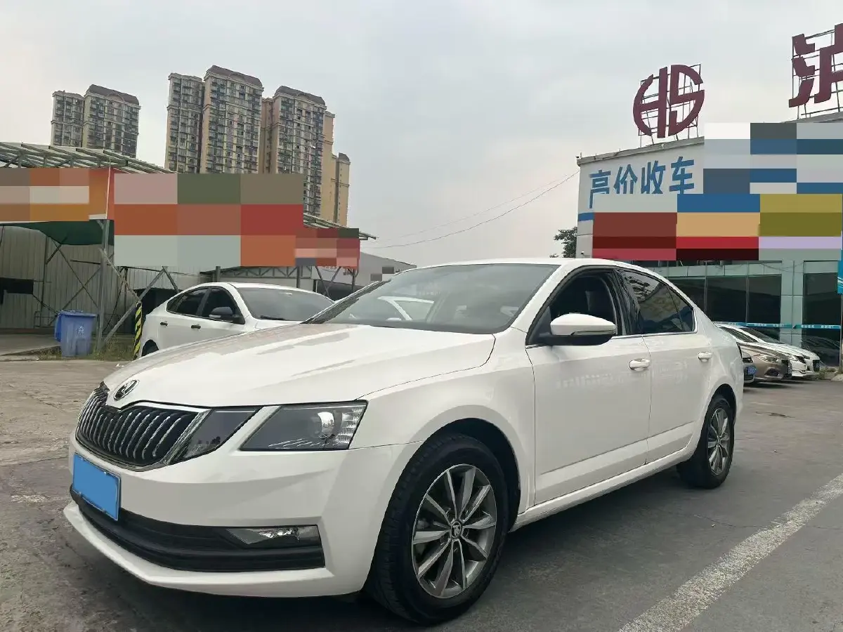 2022 Skoda Octavia 1.5L 113HP L4 5MT