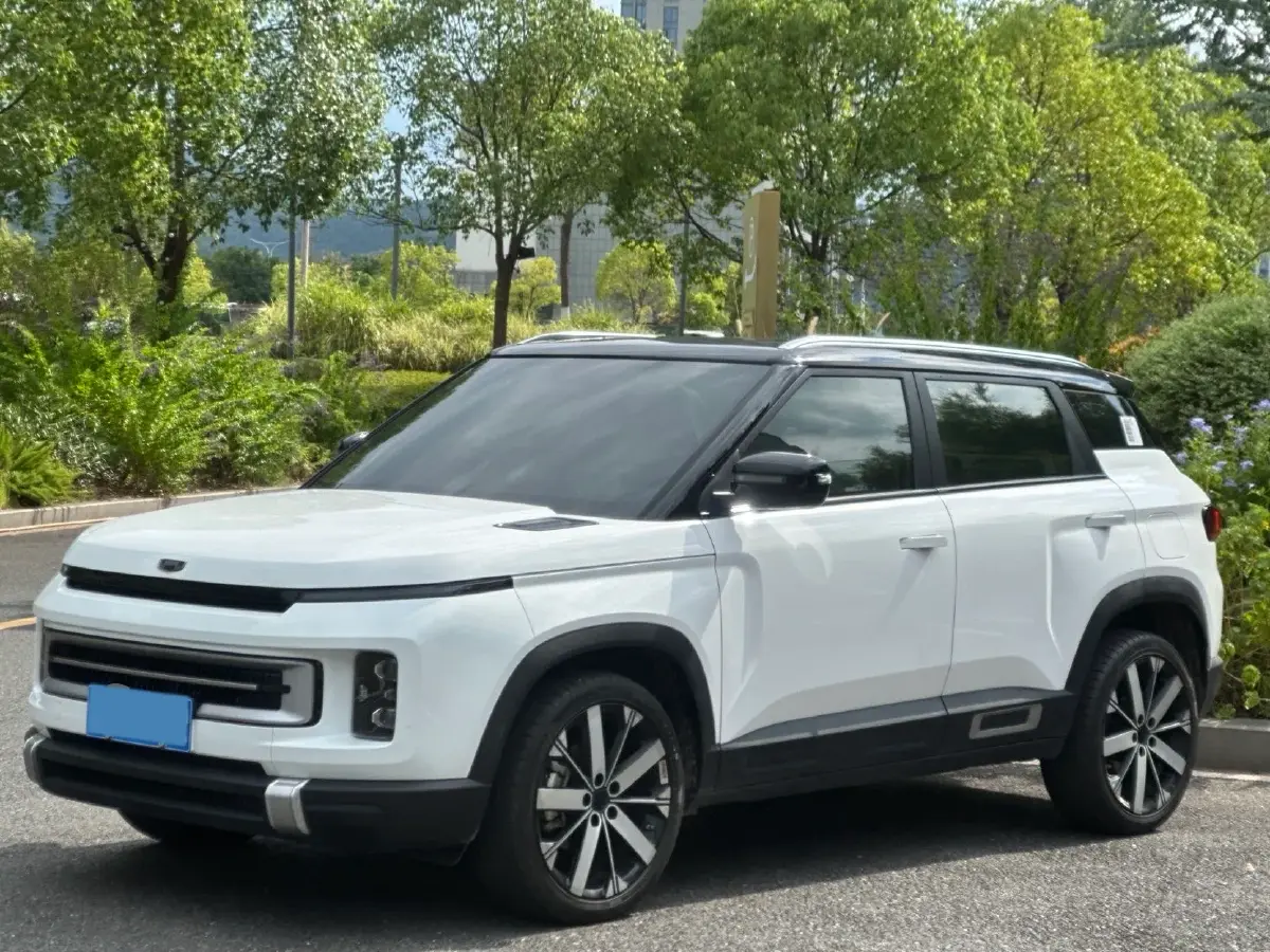 2023 Geely ICON 1.5T 181HP L4 7DCT