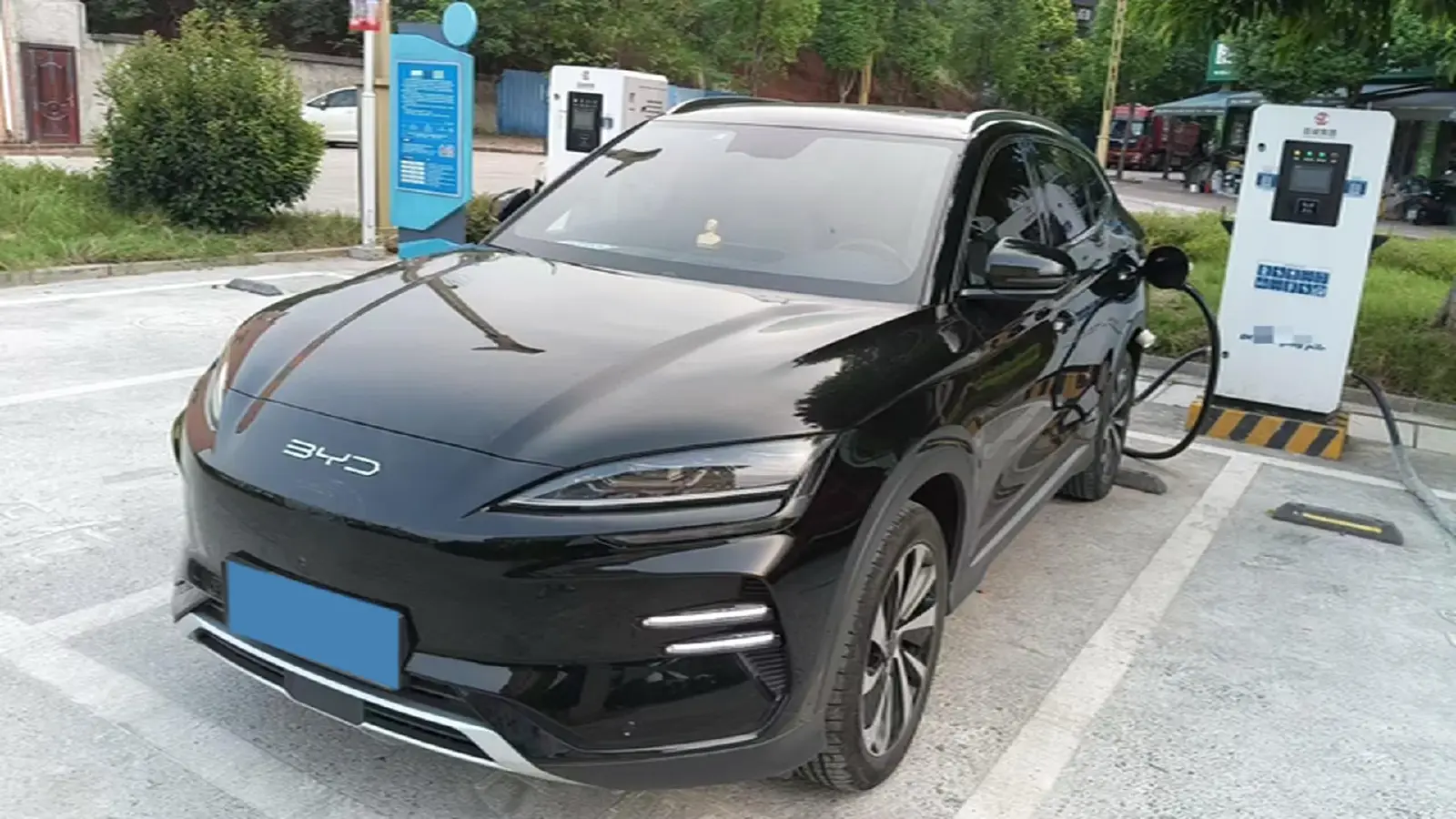 2023 BYD Song Plus BEV 71.8KWH