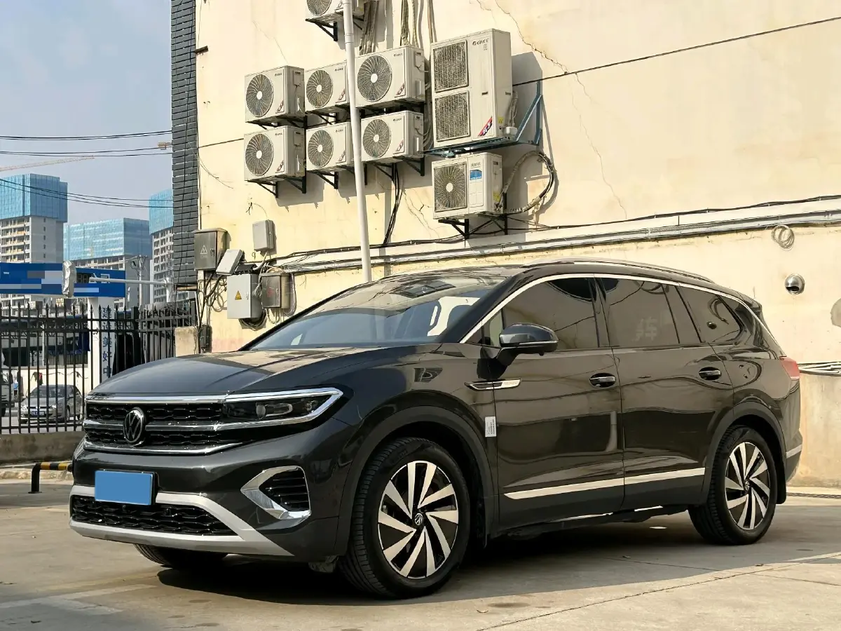 2021 Volkswagen Talagon 2.0T 220HP L4 7DCT