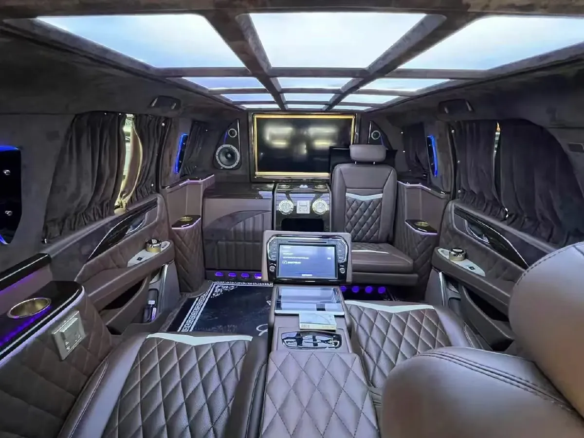 2017 Cadillac ESCALADE 6.2L 426HP V8 8AT,autocango,china used car exporter,china ev exporter,chinese used car exporter,chinese used ev exporter