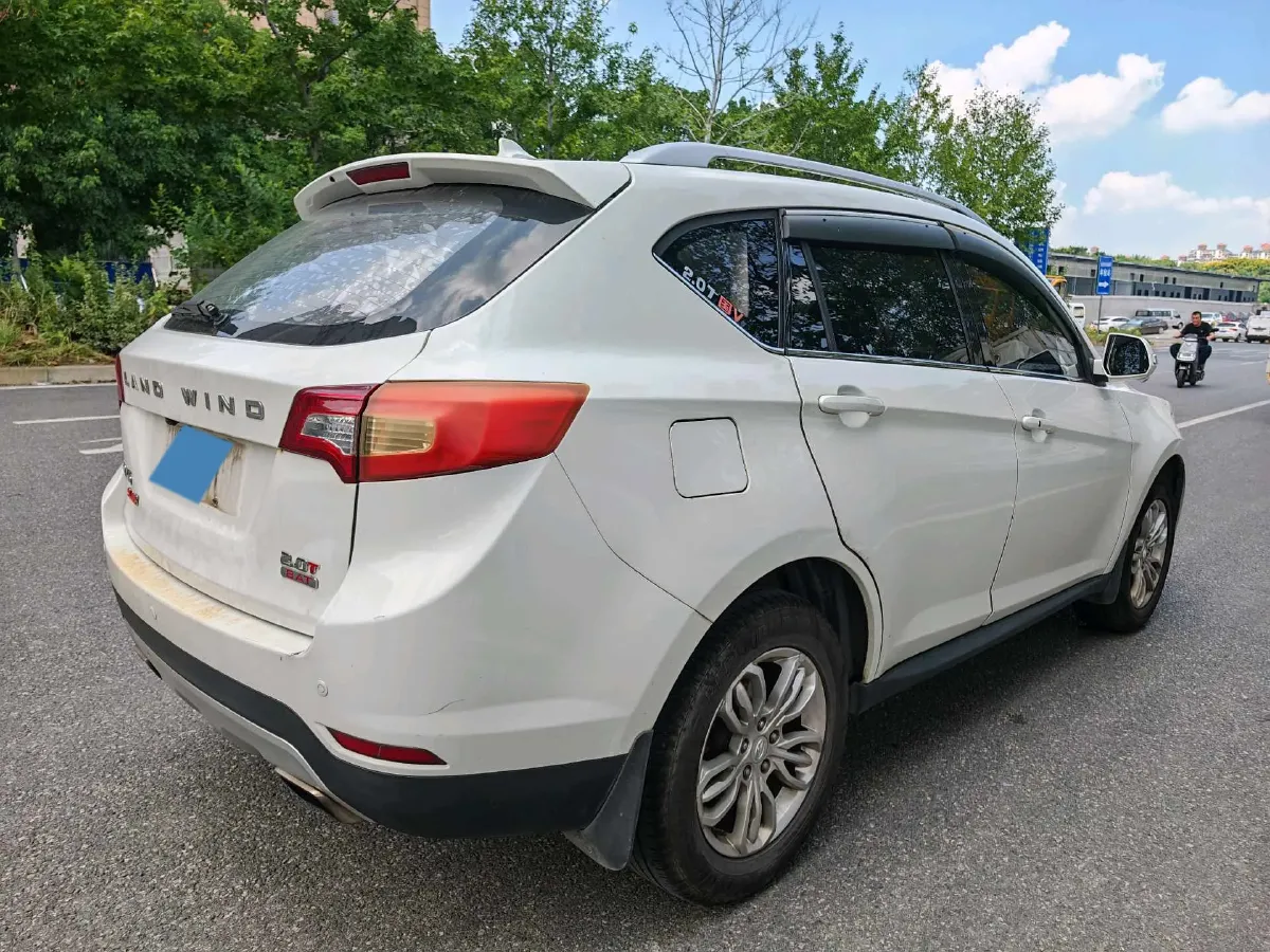 2016 Landwind X5 2.0T 190HP L4 8AT,autocango,china used car exporter,china ev exporter,chinese used car exporter,chinese used ev exporter