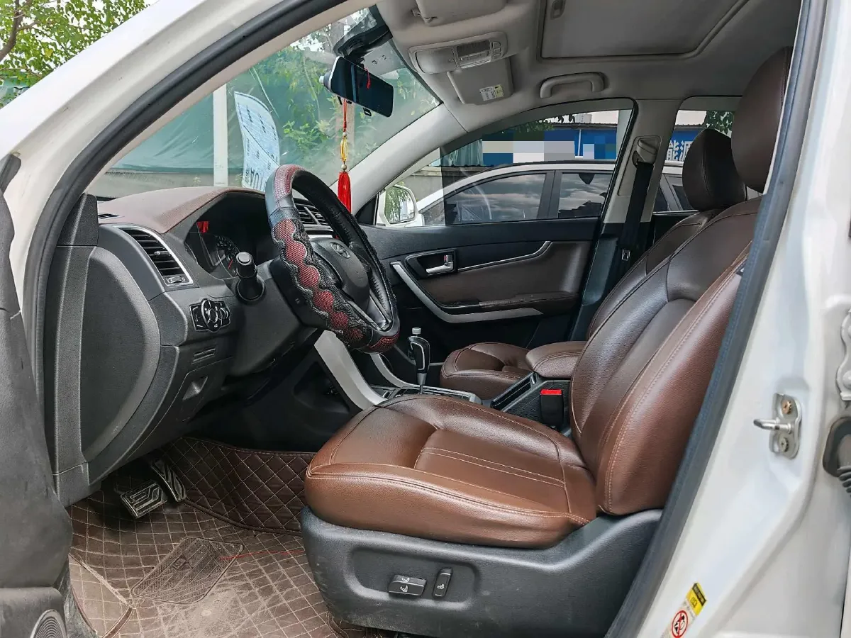 2016 Landwind X5 2.0T 190HP L4 8AT,autocango,china used car exporter,china ev exporter,chinese used car exporter,chinese used ev exporter