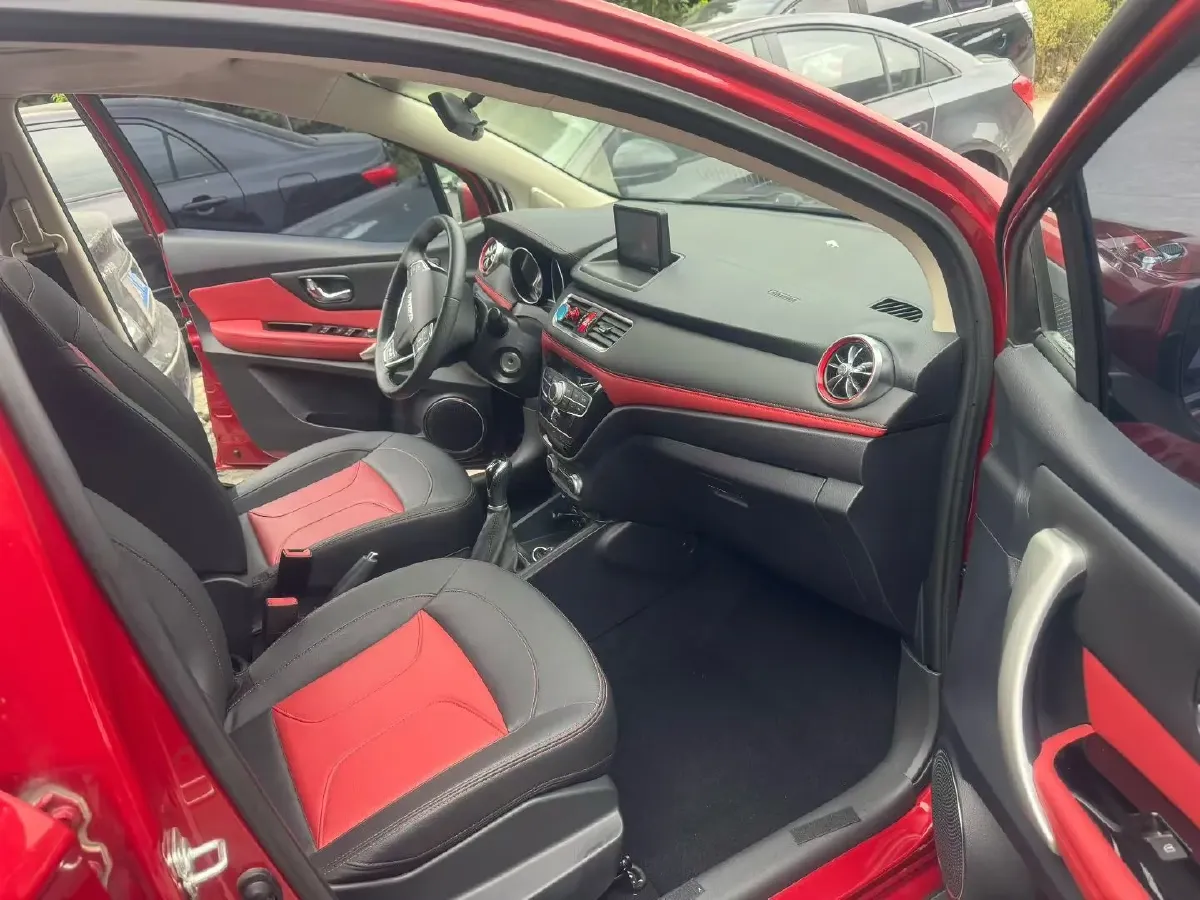 2016 Haval H1 1.5L 106HP L4 5MT,autocango,china used car exporter,china ev exporter,chinese used car exporter,chinese used ev exporter