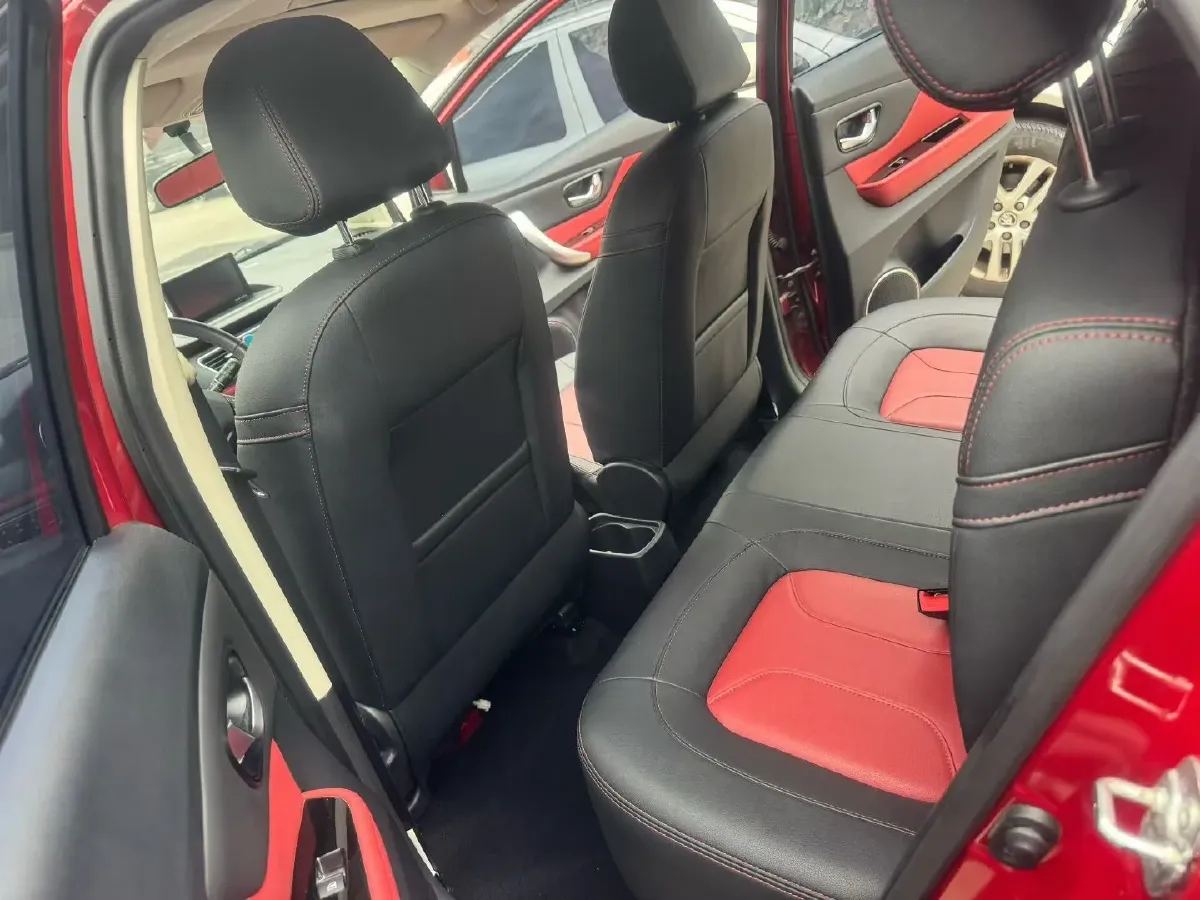 2016 Haval H1 1.5L 106HP L4 5MT,autocango,china used car exporter,china ev exporter,chinese used car exporter,chinese used ev exporter