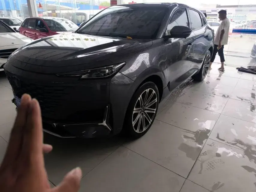 2021 ChangAn UNI-K 2.0T 233HP L4 8AT