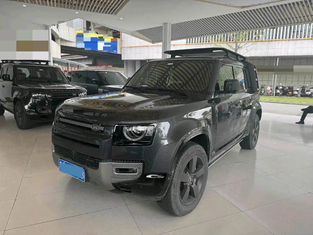 2023 Land Rover Defender 3.0T 400HP L6 8AT