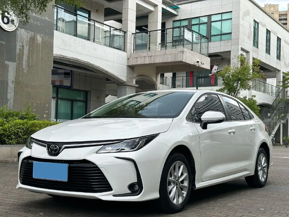 2021 Toyota Corolla 1.2T 116HP L4 CVT