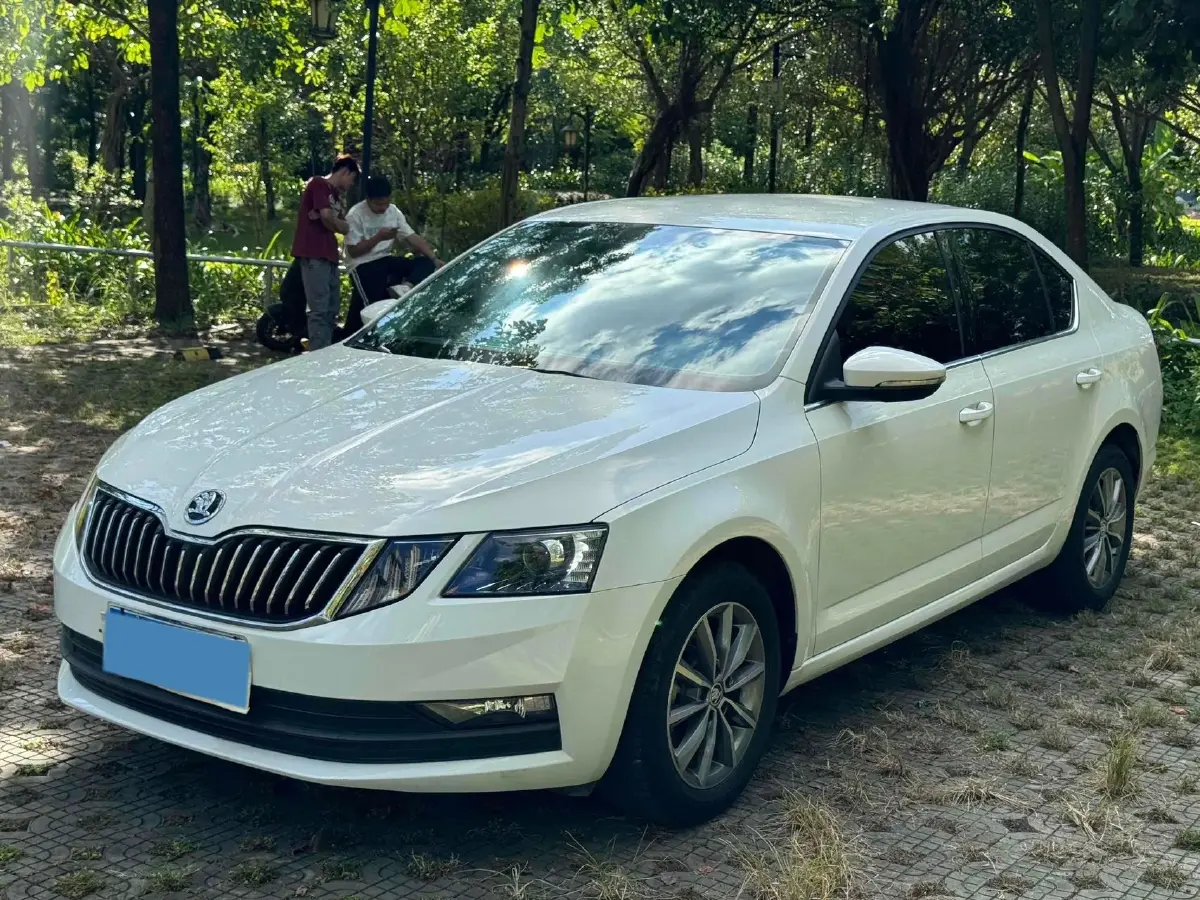 2022 Skoda Octavia 1.5L 113HP L4 6AT