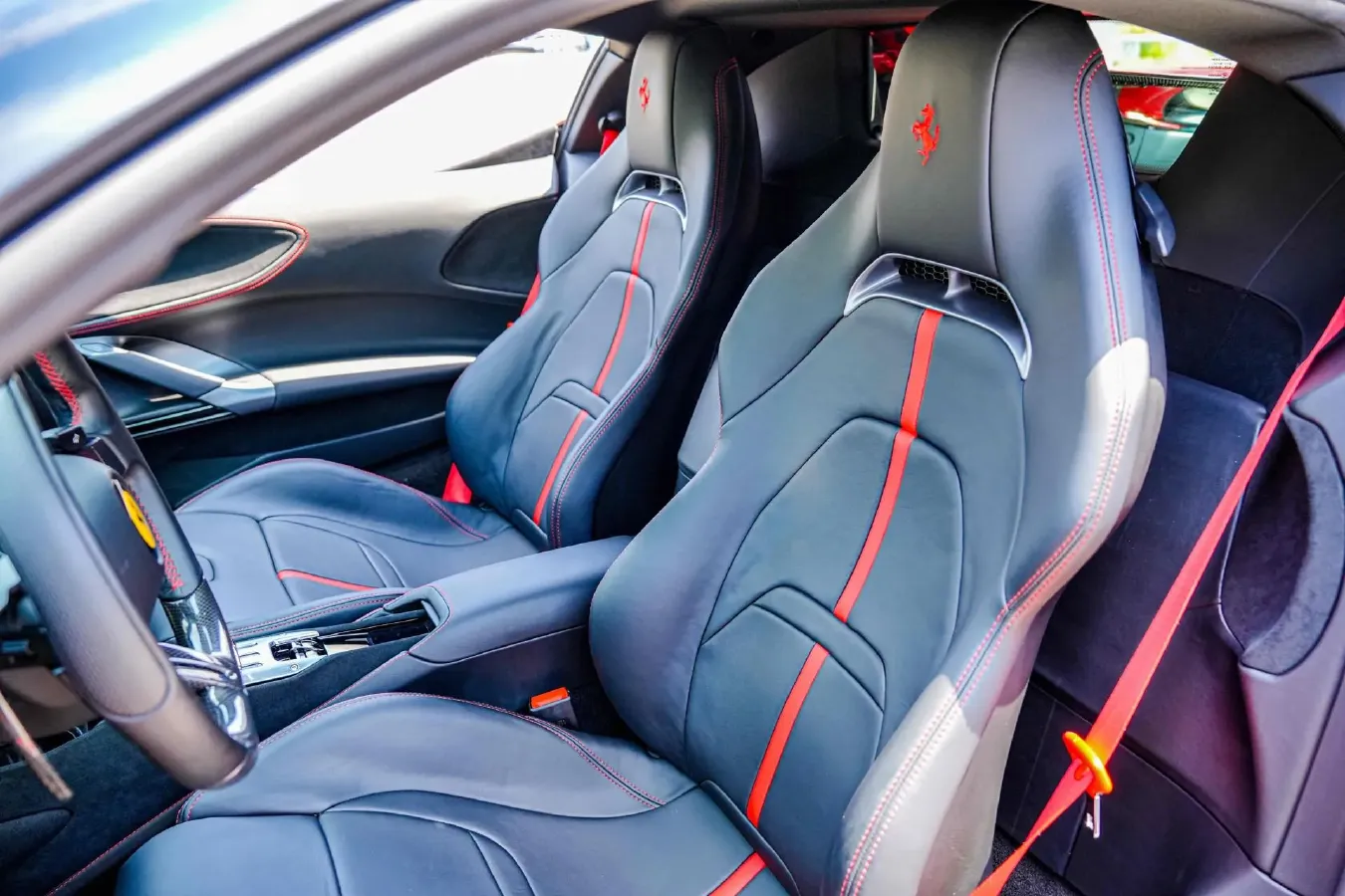 2020 Ferrari SF90 3.9T 781HP V8 8DCT PHEV 7.9KWH,autocango,china used car exporter,china ev exporter,chinese used car exporter,chinese used ev exporter