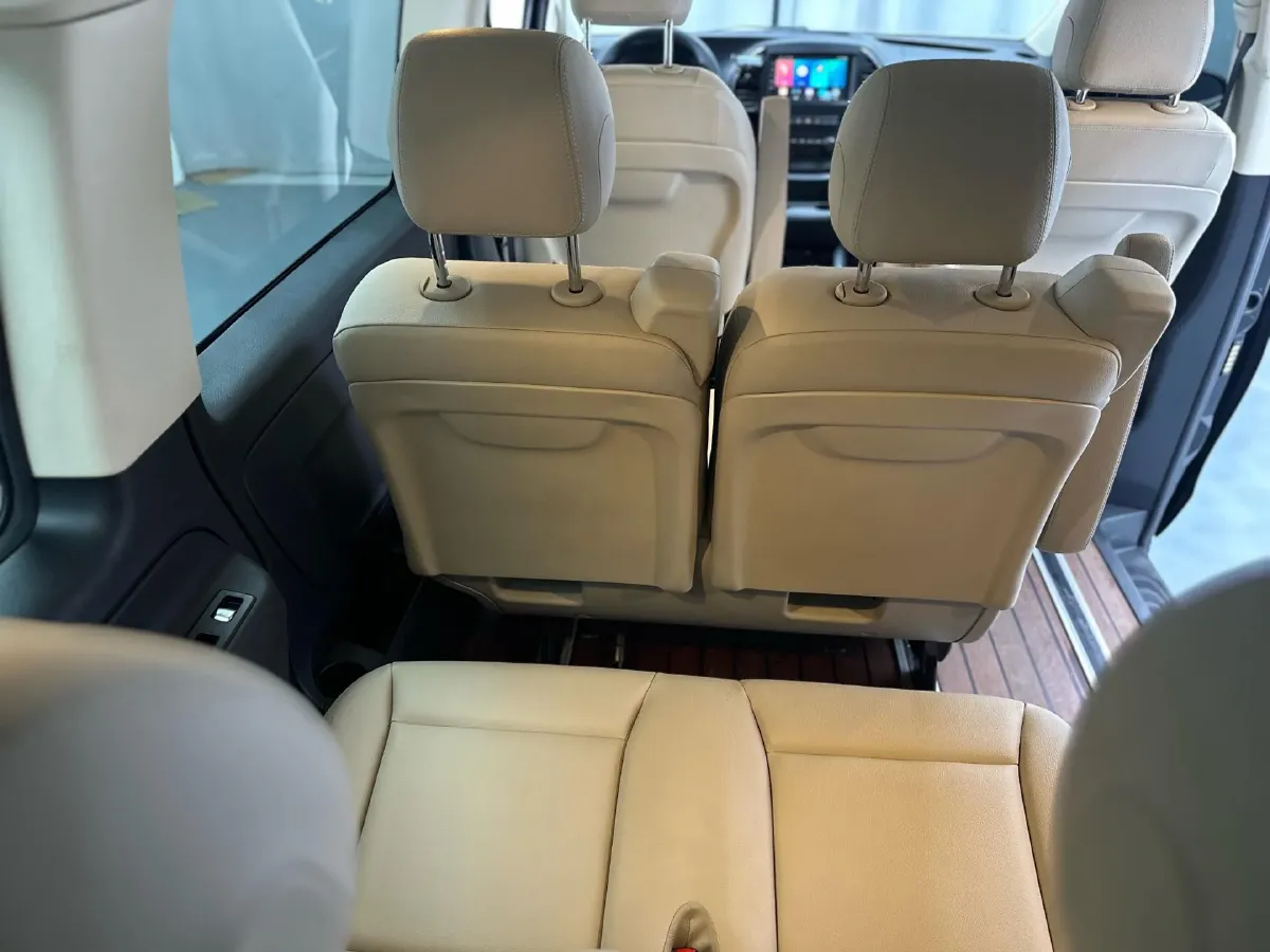 2023 Mercedes-Benz Vito 2.0T 211HP L4 9AT,autocango,china used car exporter,china ev exporter,chinese used car exporter,chinese used ev exporter