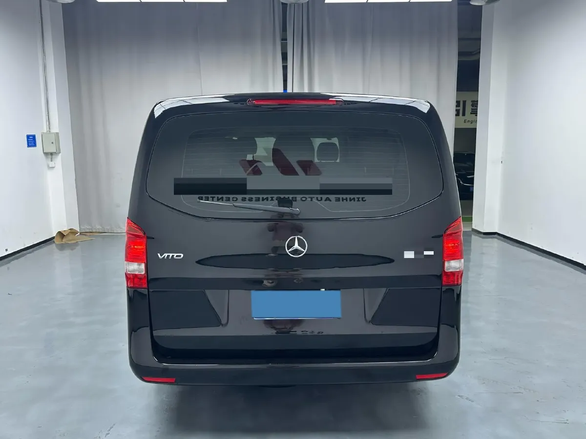 2023 Mercedes-Benz Vito 2.0T 211HP L4 9AT,autocango,china used car exporter,china ev exporter,chinese used car exporter,chinese used ev exporter