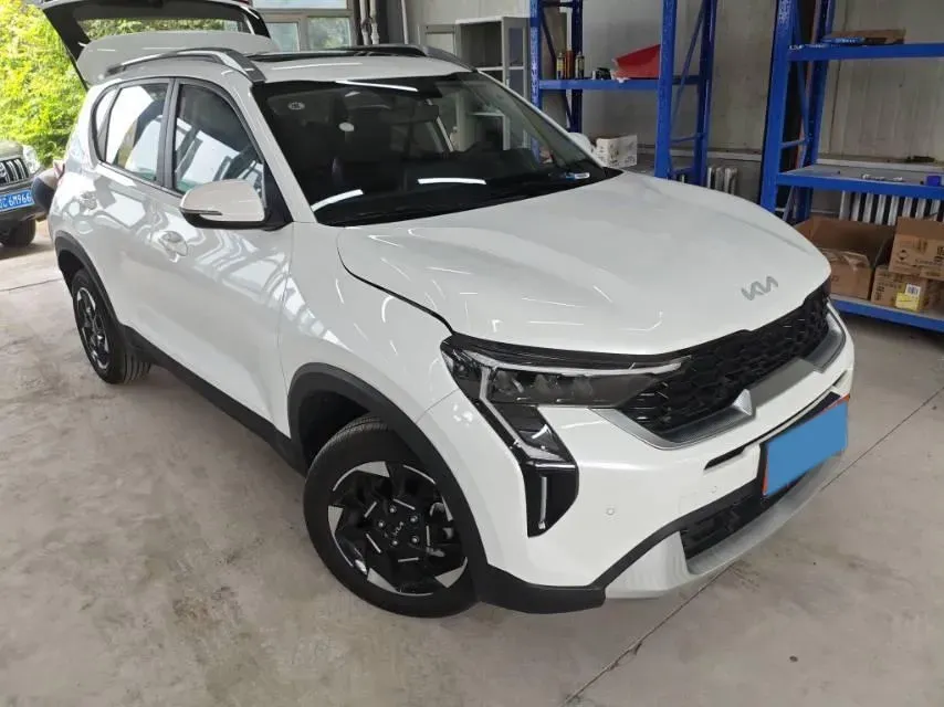2024 Kia Sonet 1.5L 115HP L4 CVT,autocango,china used car exporter,china ev exporter,chinese used car exporter,chinese used ev exporter