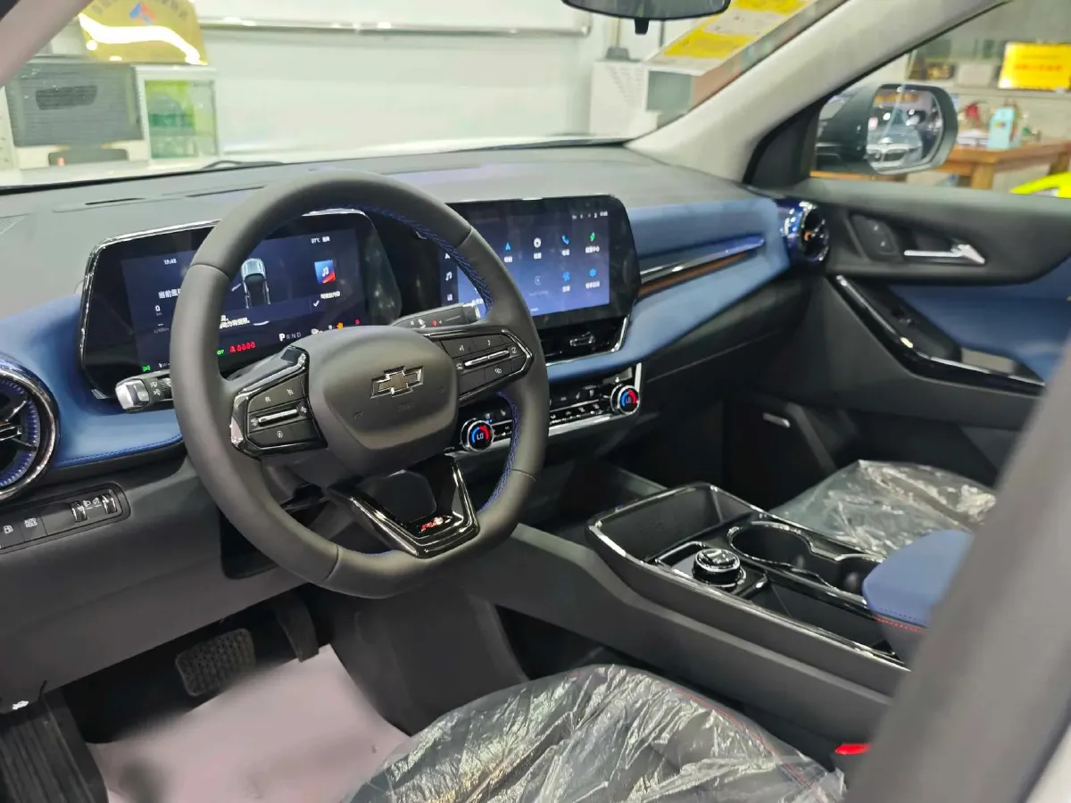 2024 Chevrolet EquinoxPlus 1.5T 180HP L4 2DHT PHEV 16.5KWH,autocango,china used car exporter,china ev exporter,chinese used car exporter,chinese used ev exporter