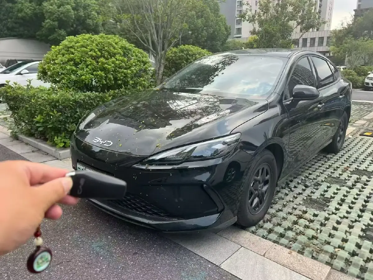 2025 BYD Seal05 DM-i 1.5L 101HP L4 E-CVT PHEV 7.68KWH