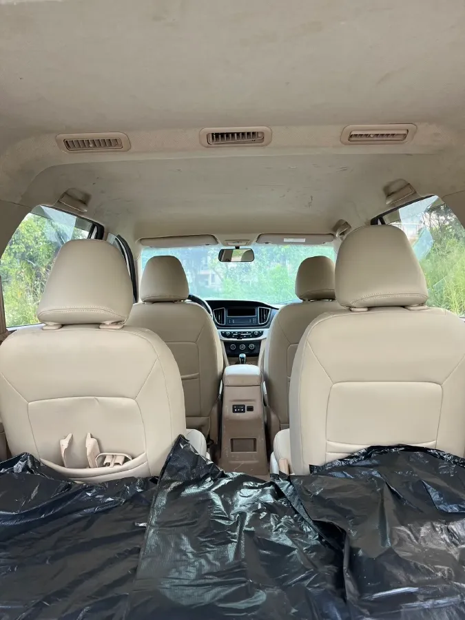 2020 WuLing 730 1.5L 105HP L4 6MT,autocango,china used car exporter,china ev exporter,chinese used car exporter,chinese used ev exporter