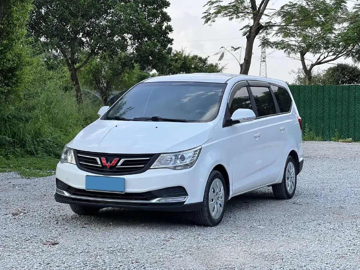 2020 WuLing 730 1.5L 105HP L4 6MT