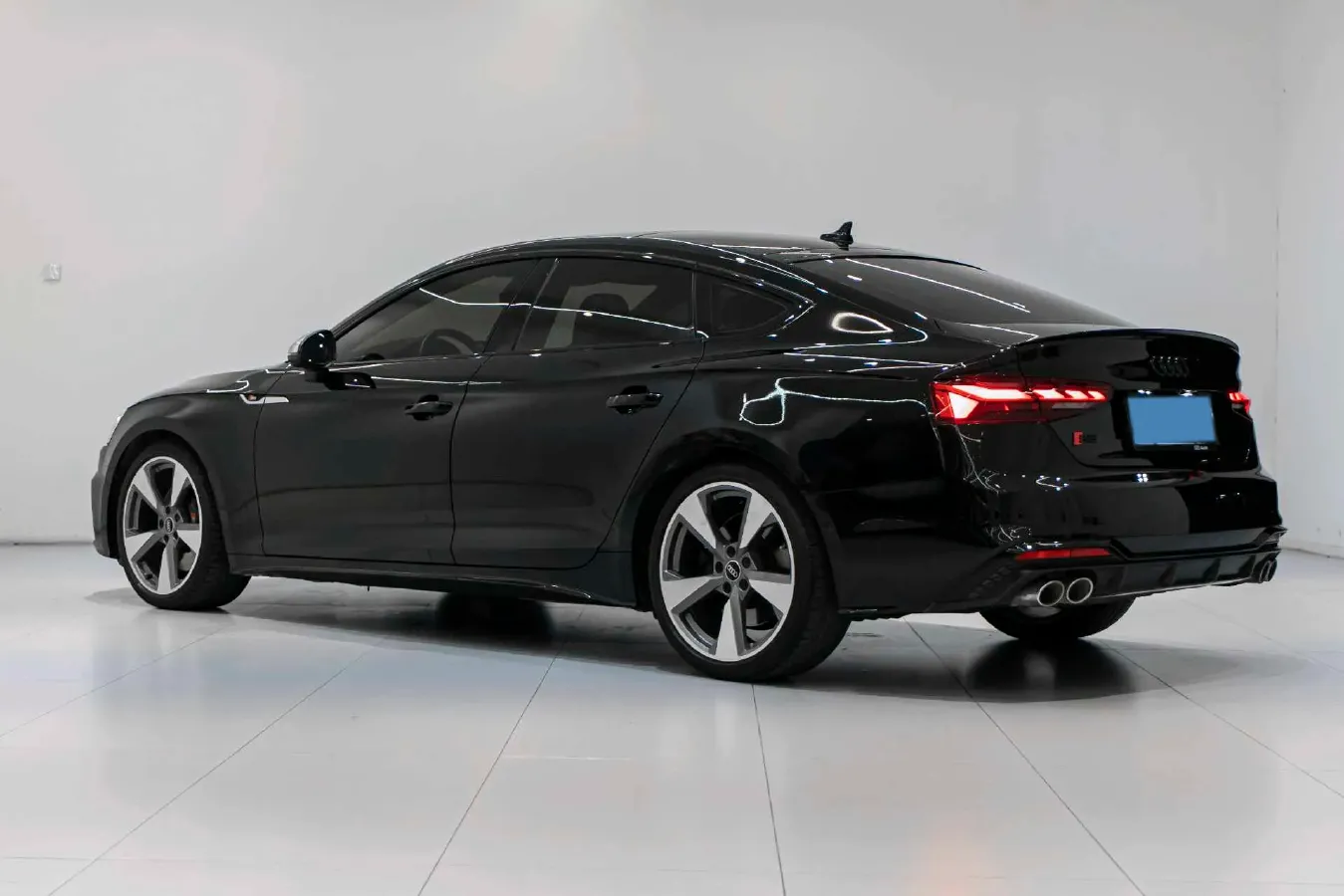 2022 Audi S5 3.0T 354HP V6 8AT,autocango,china used car exporter,china ev exporter,chinese used car exporter,chinese used ev exporter