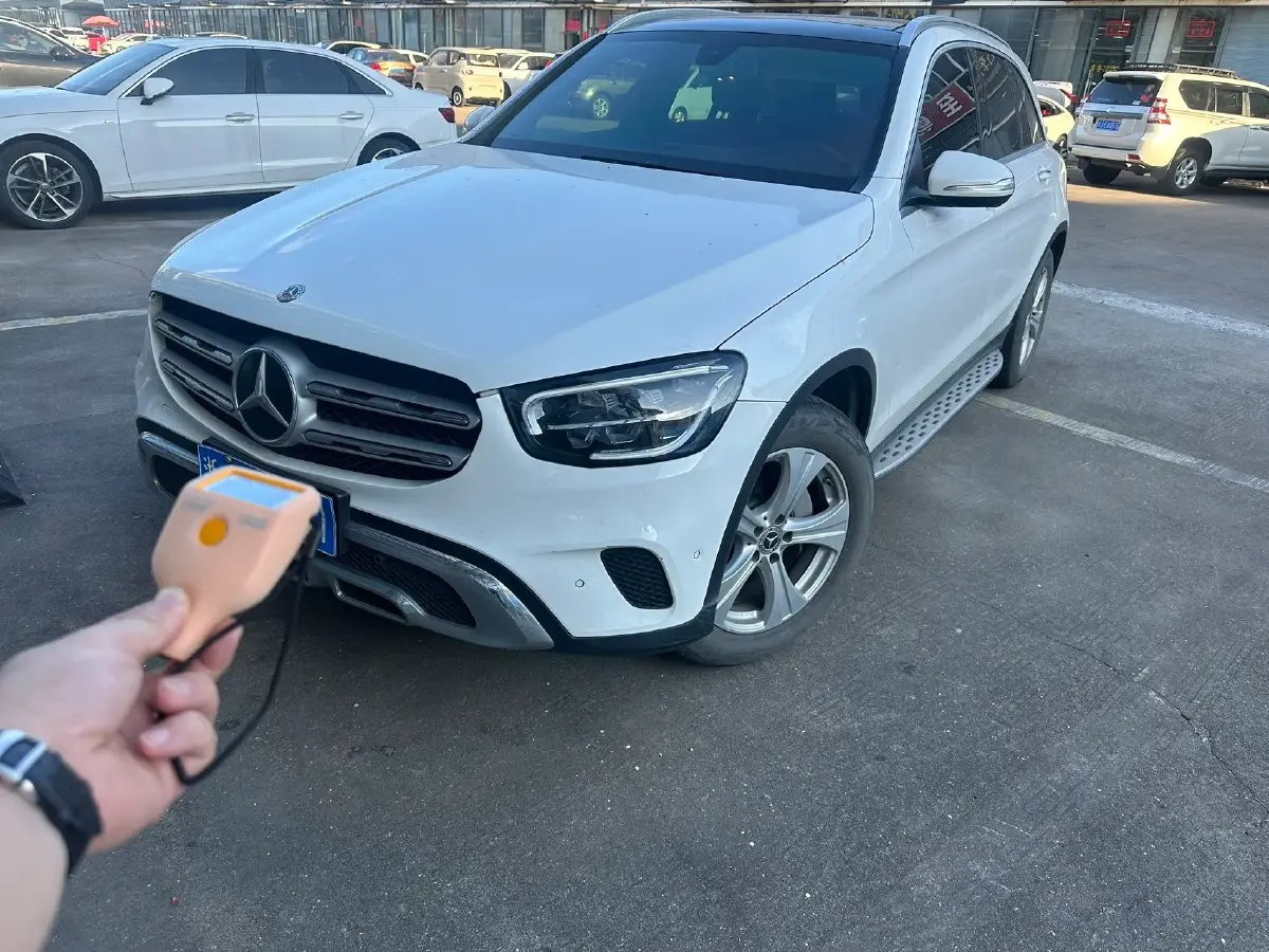 2020 Mercedes-Benz GLC Class 2.0T 197HP L4 9AT