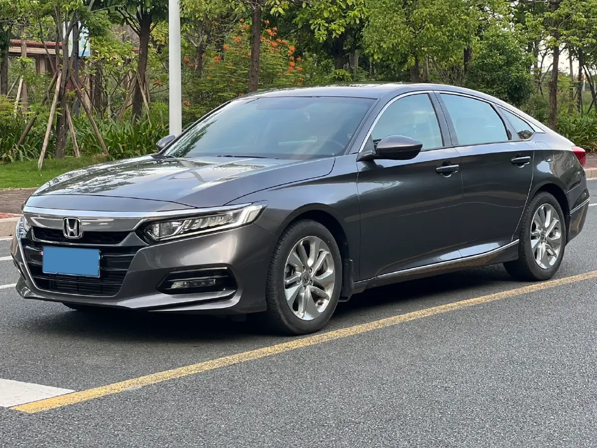 2018 Honda Accord 1.5T 194HP L4 CVT