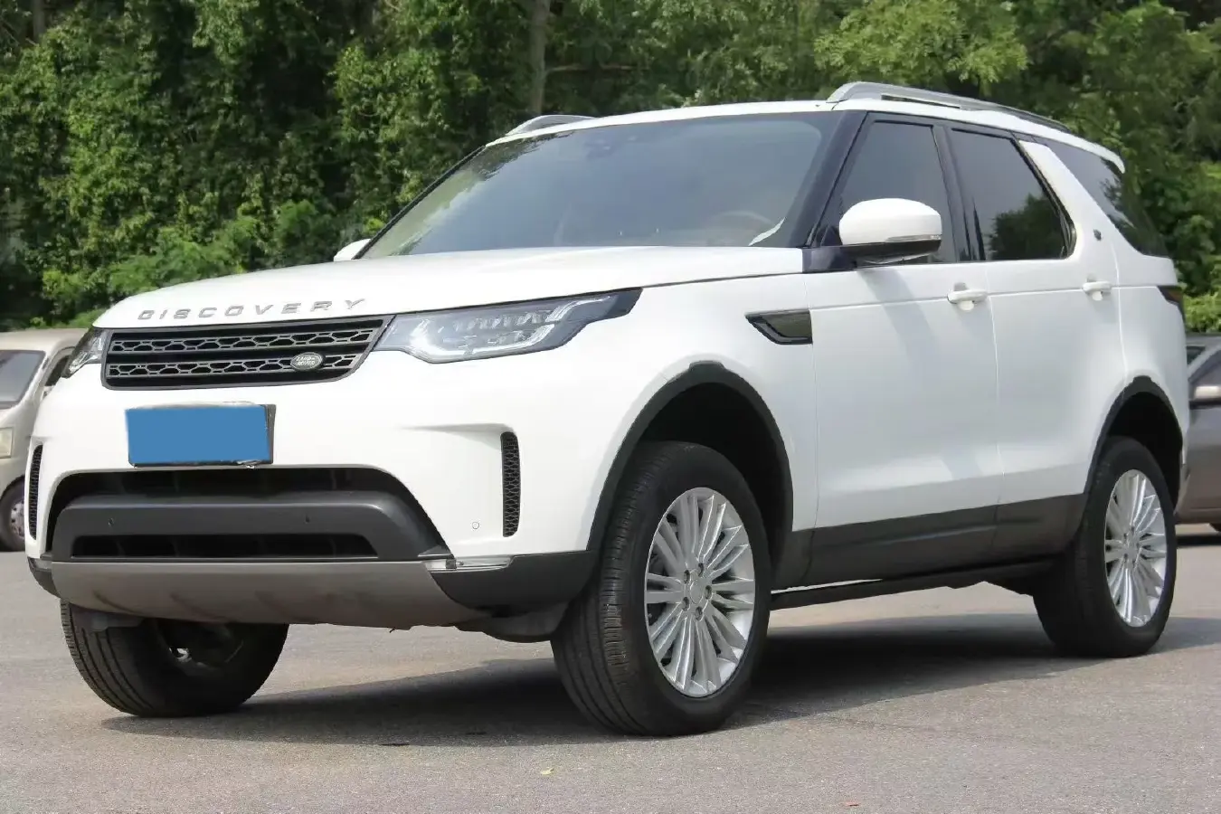 2018 Land Rover Discovery 2.0T 300HP L4 8AT
