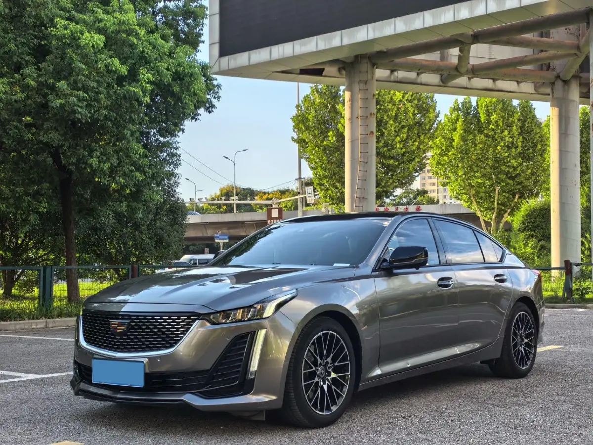 2021 Cadillac CT5 2.0T 237HP L4 10AT