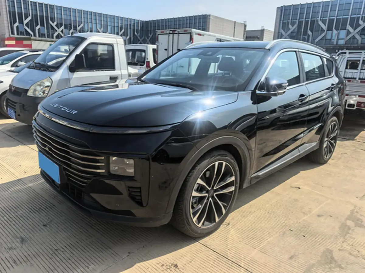 2025 Jetour X70 Plus 1.5T 184HP L4 7DCT