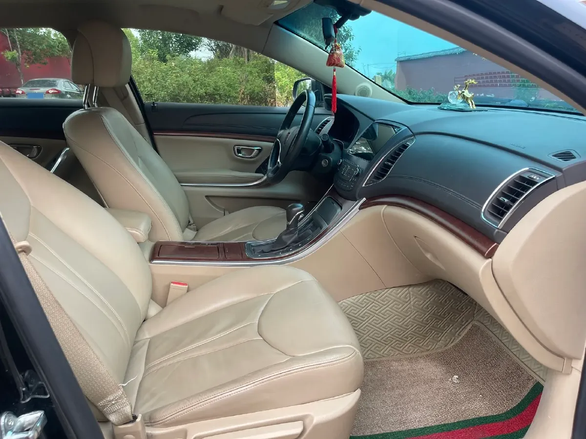 2015 Roewe 950 1.8T 185HP L4 6DCT,autocango,china used car exporter,china ev exporter,chinese used car exporter,chinese used ev exporter