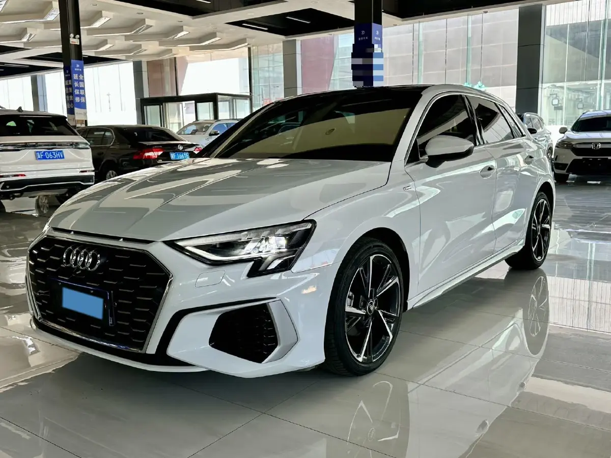 2022 Audi A3 1.4T 150HP L4 7DCT